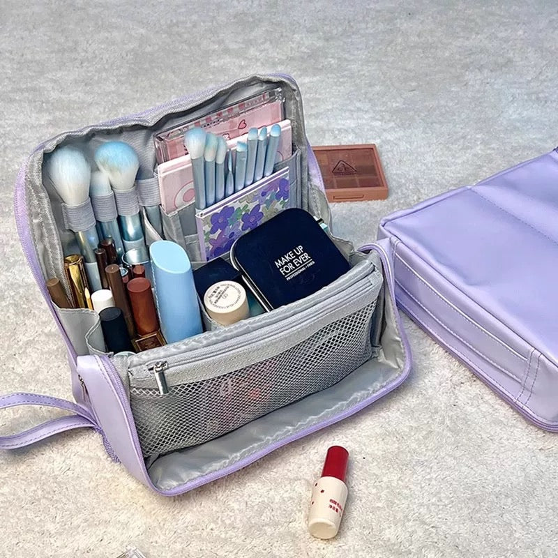 Standing Makeup Bag – Portable. Large Capacity