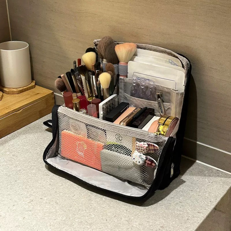 Standing Makeup Bag – Portable. Large Capacity